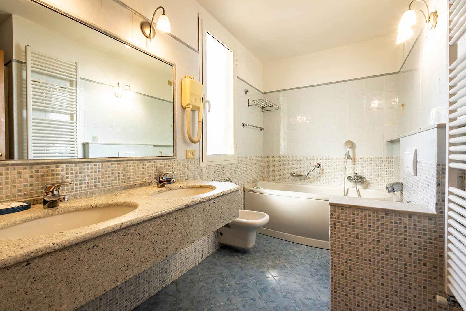 hotel con spiaggia privata liguria