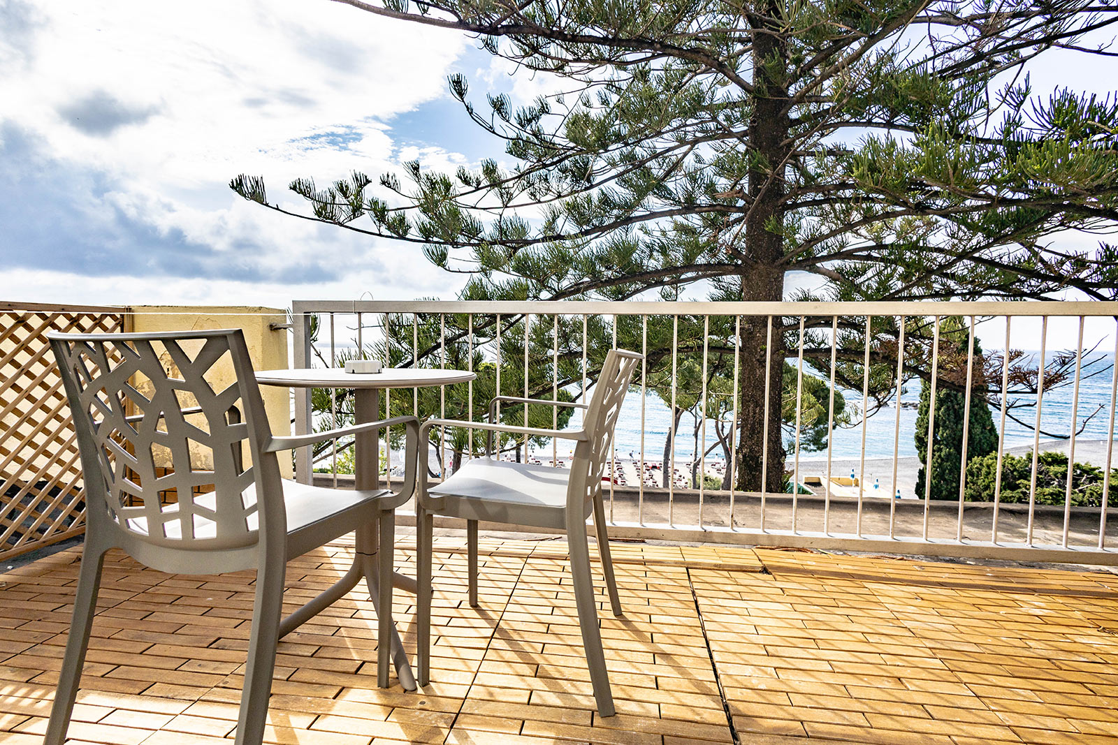 hotel con spiaggia privata liguria
