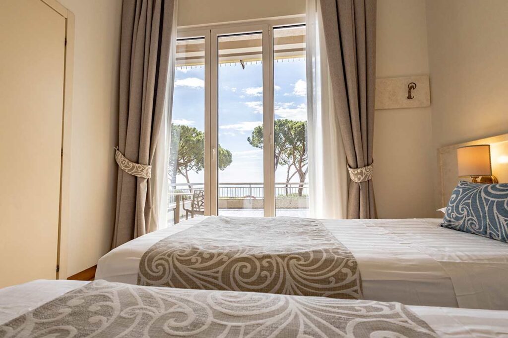 hotel with private beach in liguria