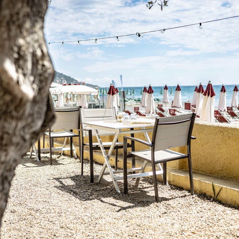 hotel con spiaggia privata liguria
